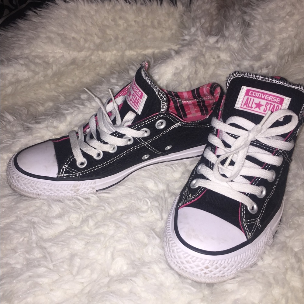 Adorable Converse!!